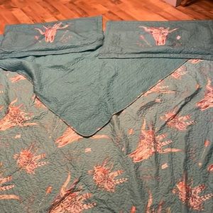 Western Linens queen size bedspread 2 king shams teal cattle skulls & flowers
